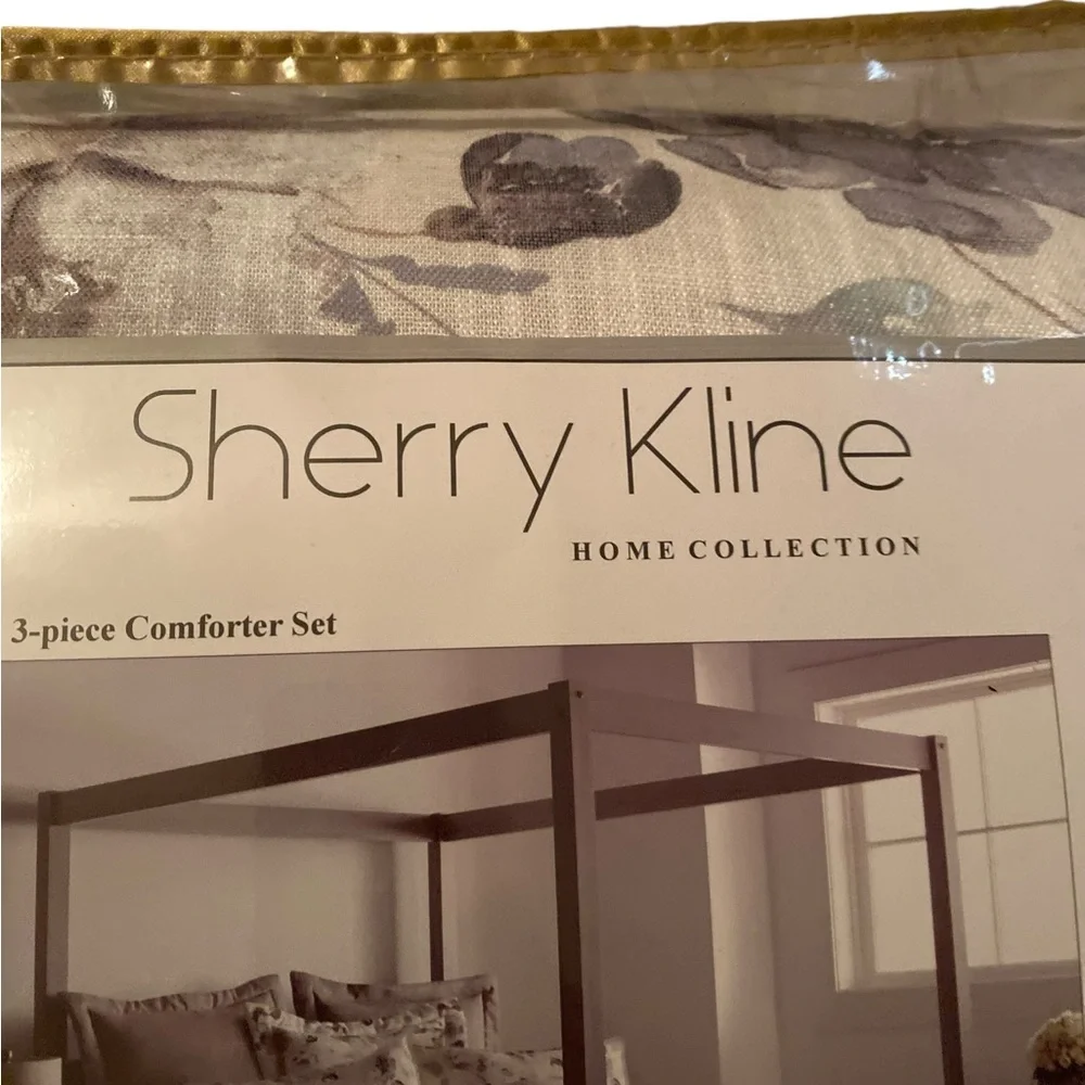 Sherry Kline Queen Floral Comforter Set